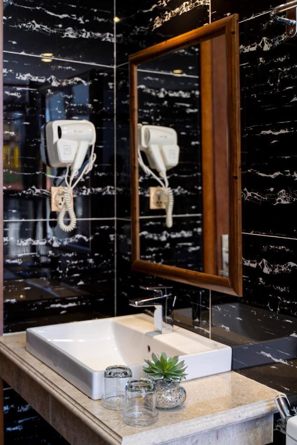 Hotel Sana 4*