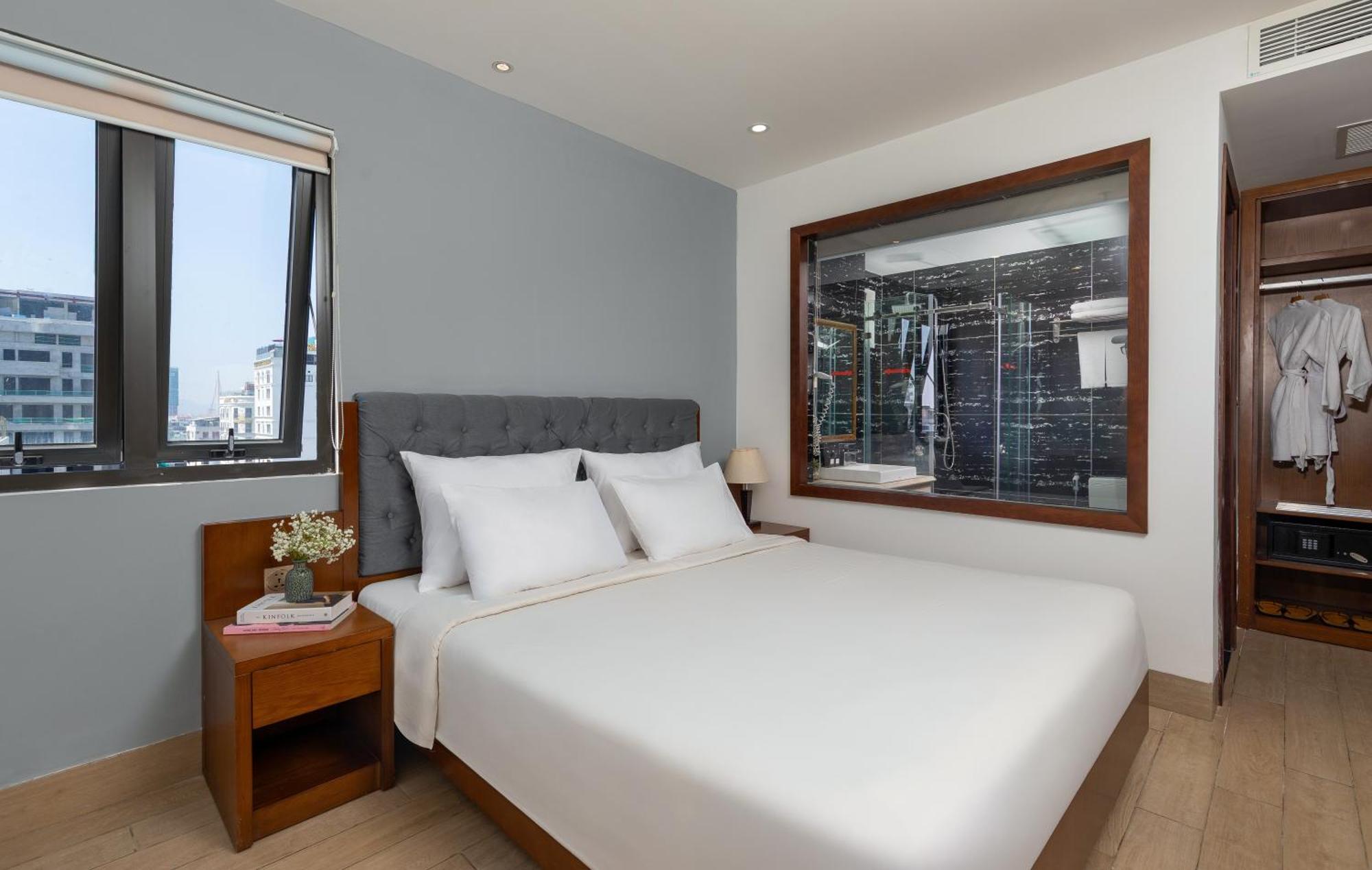 Hotel Sana